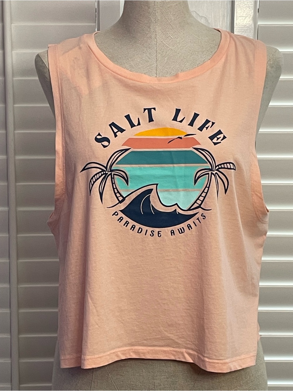 Salt Life Women’s Peach Graphic Tank “Paradise Awaits”